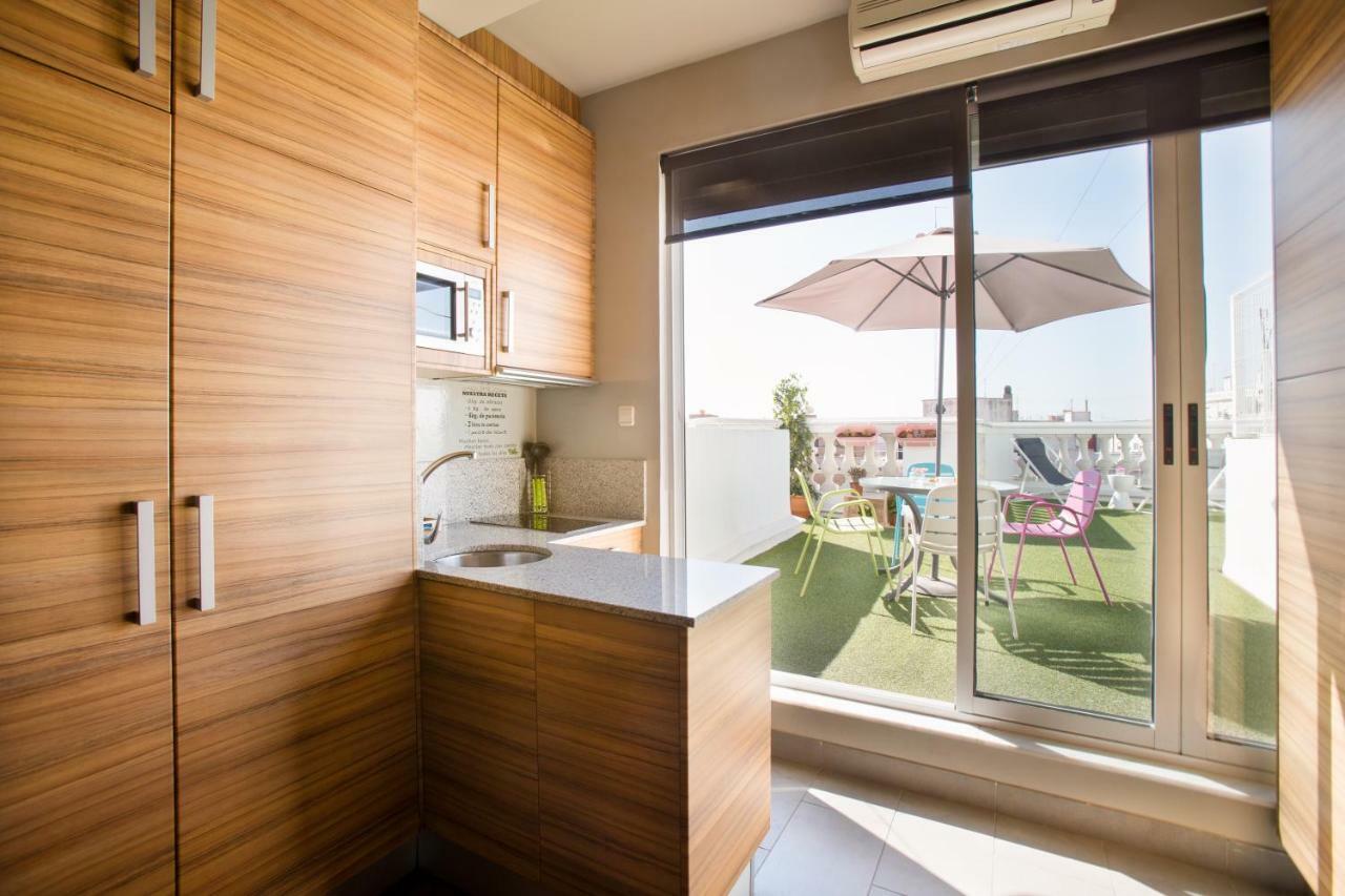 Sky Touristic Attic Apartment Valencia Exterior photo