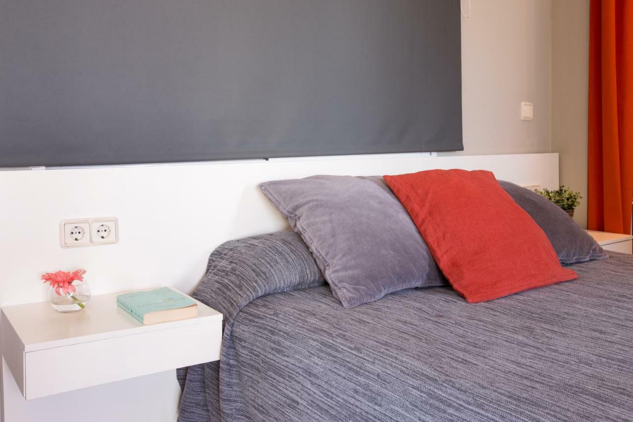 Sky Touristic Attic Apartment Valencia Exterior photo
