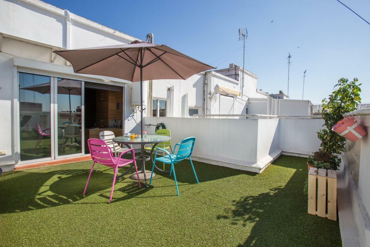 Sky Touristic Attic Apartment Valencia Exterior photo