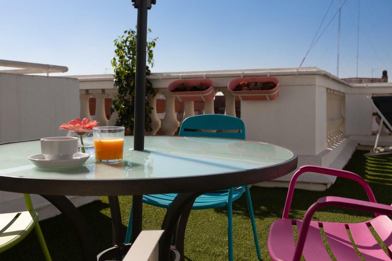 Sky Touristic Attic Apartment Valencia Exterior photo